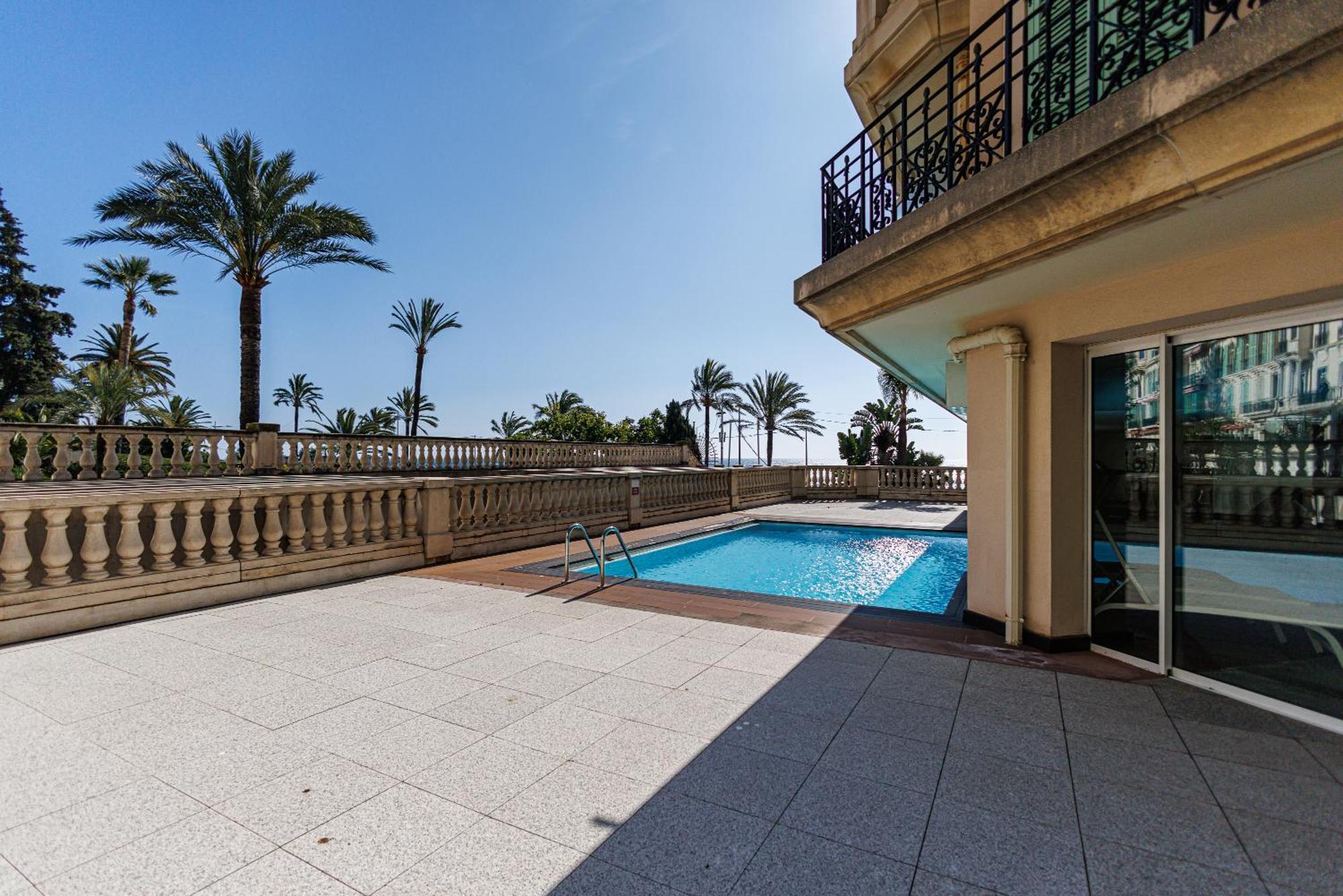 Le Victoria, Elegant T2 Au Bord Des Plages, Piscine, Sauna Menton Bagian luar foto