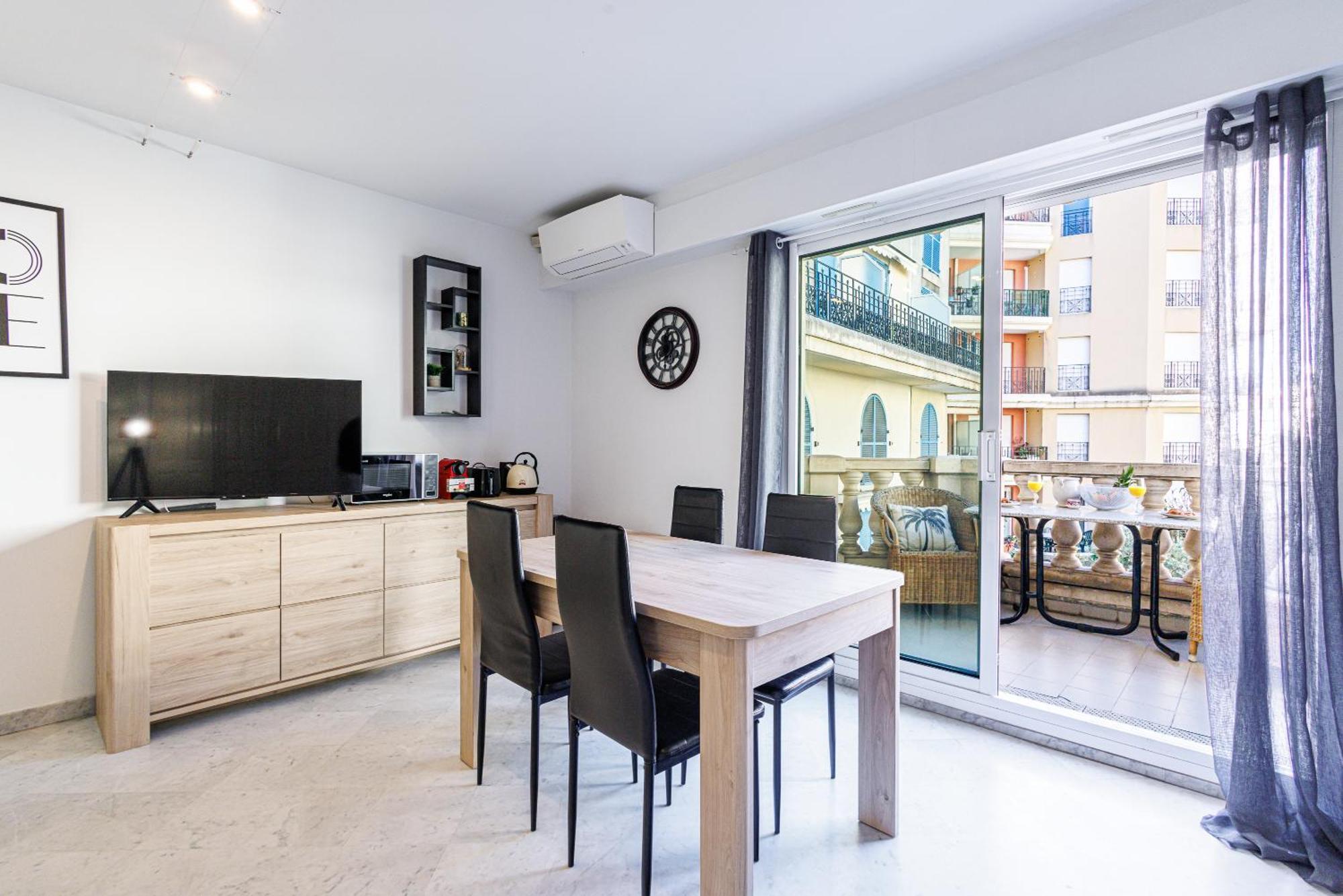Le Victoria, Elegant T2 Au Bord Des Plages, Piscine, Sauna Menton Bagian luar foto